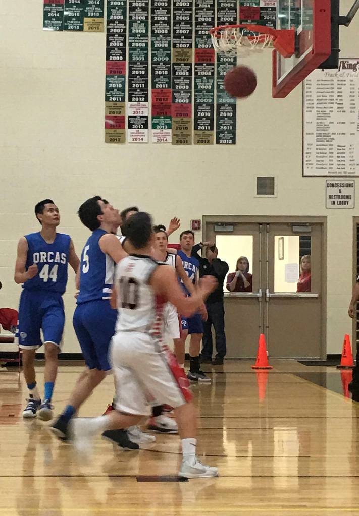 Vikings girls and boys basketball teams move on to regionals