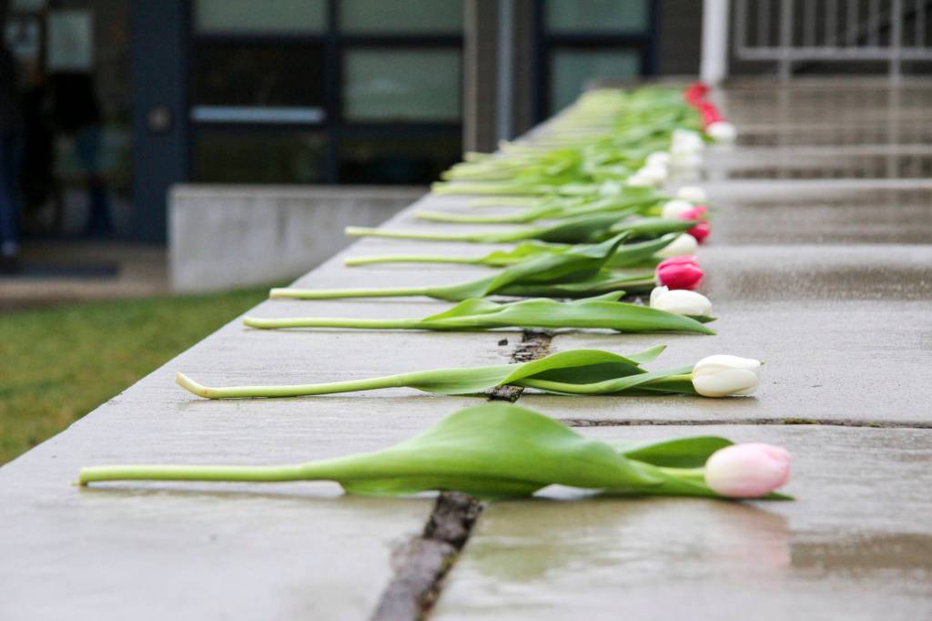 Orcas students honor Parkland shooting victims
