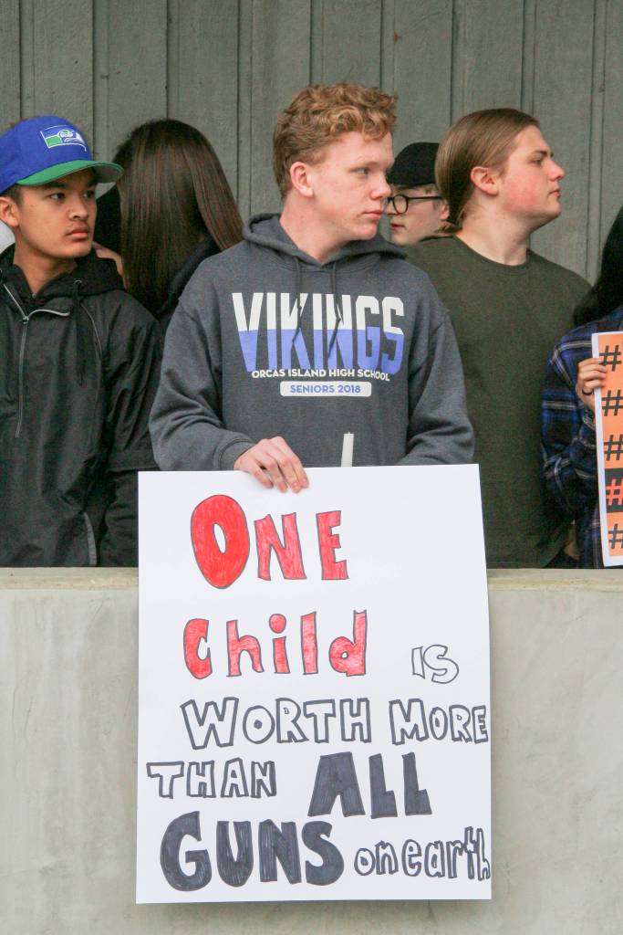 Orcas students honor Parkland shooting victims