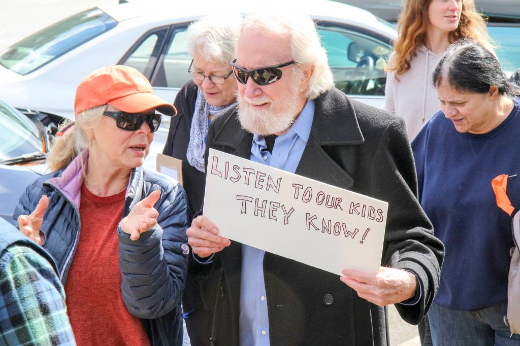 March for Our Lives in Eastsound | Photos