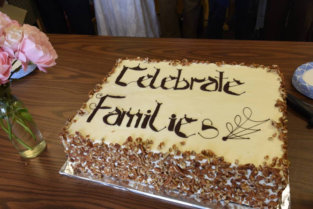 Local volunteers reunifying families