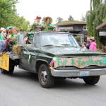 Retro Orcas | July 4th parade