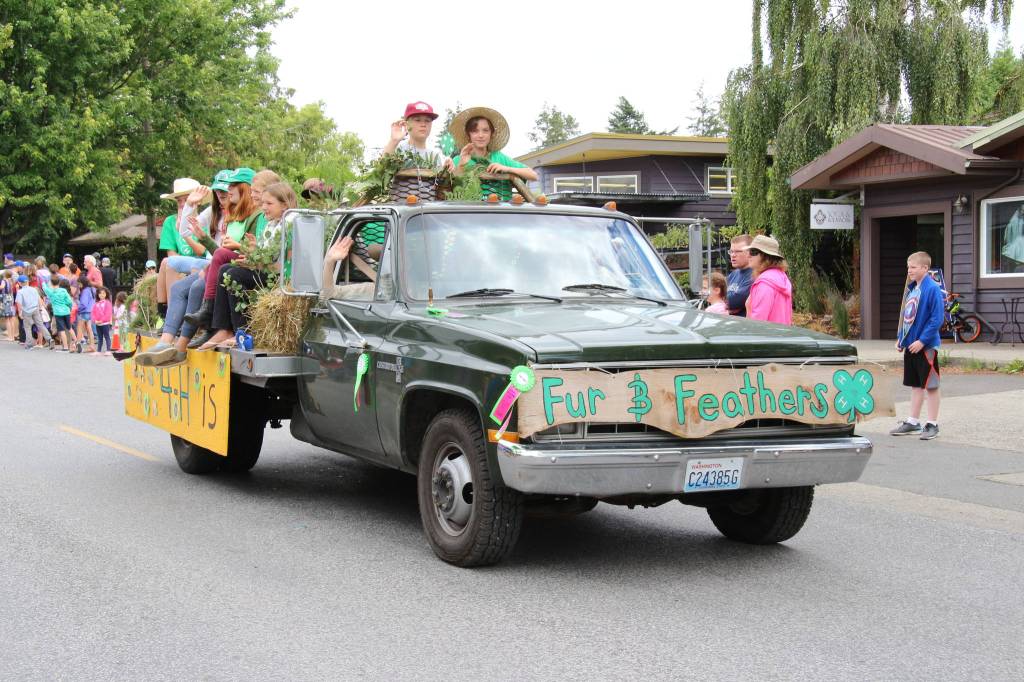 Retro Orcas | July 4th parade