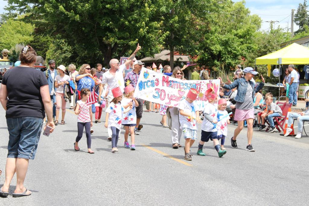 Retro Orcas | July 4th parade