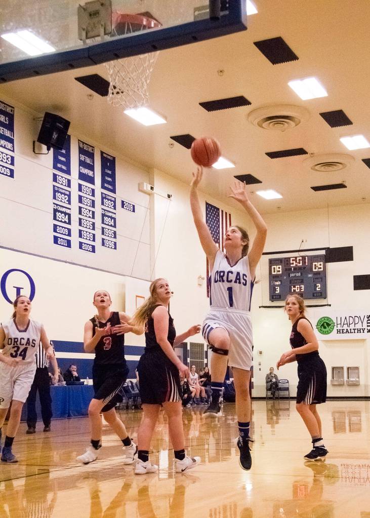 Viking basketball players working hard