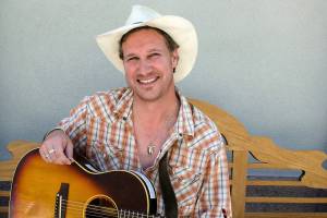 Dan Weber to serenade the islands