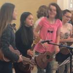 Islanders celebrate unity and equality