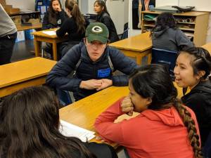 University of Southern California students spend spring break giving back to Orcas