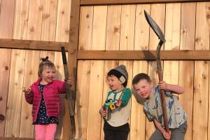 Community businesses rebuild Children’s House fence