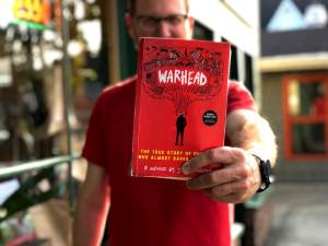 Jeff Henigson to sign his new memoir ‘Warhead’
