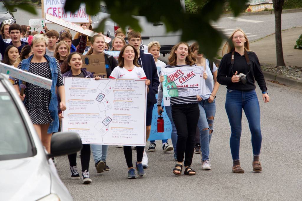 Students organize island strike for climate