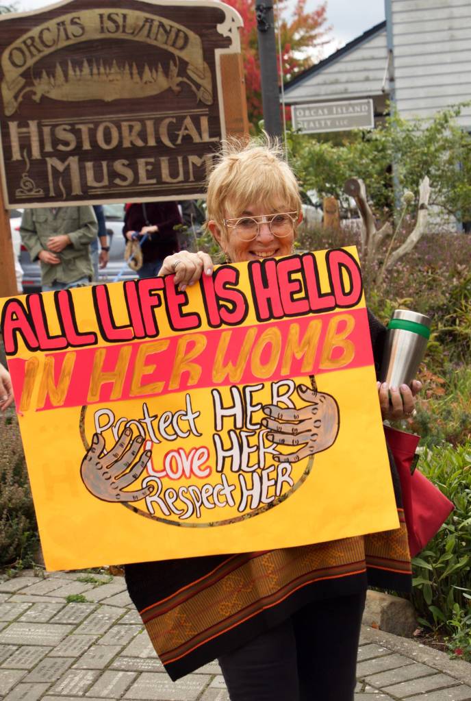 Students organize island strike for climate