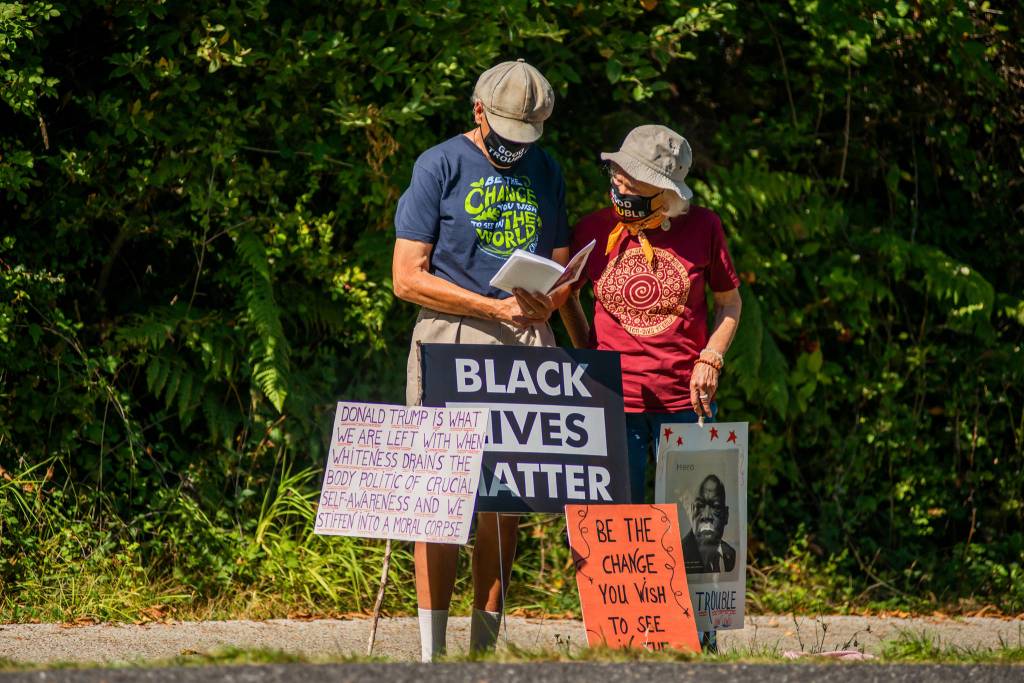 Lopez respectfully removes Black lives memorial