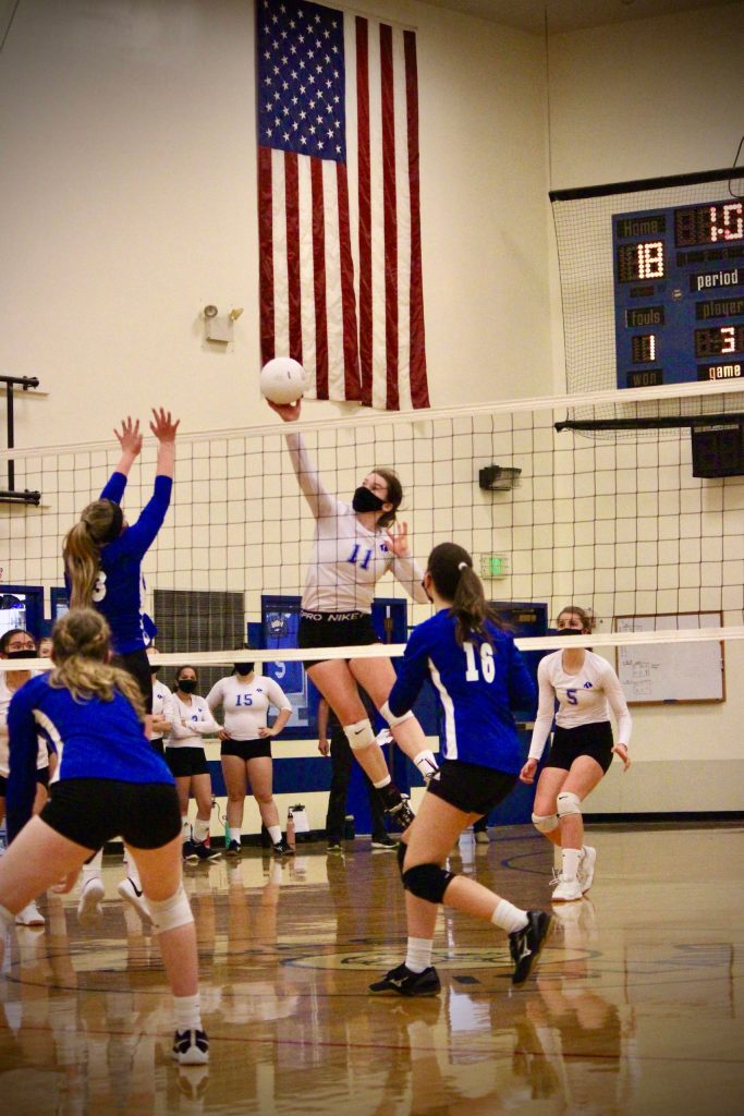 Corey Wiscomb/contributed photo
Strategic tip by Lindsey Simpson (11) against Mount Vernon Christian in the final home game of the 2021 season.