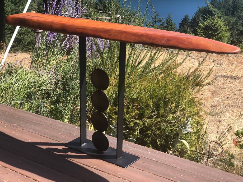 Colleen Smith/staff photo
A table made by Lynda Ransley.