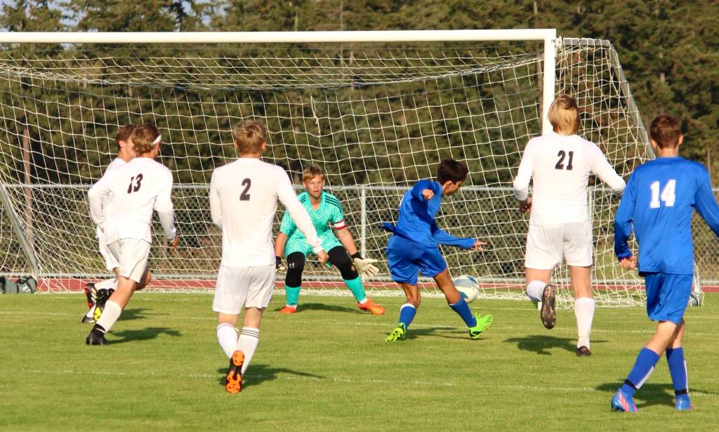 Corey Wiscomb photo
Guillermo Sagarra Iglesias penetrates deep into the Hurricane defense for a goal.