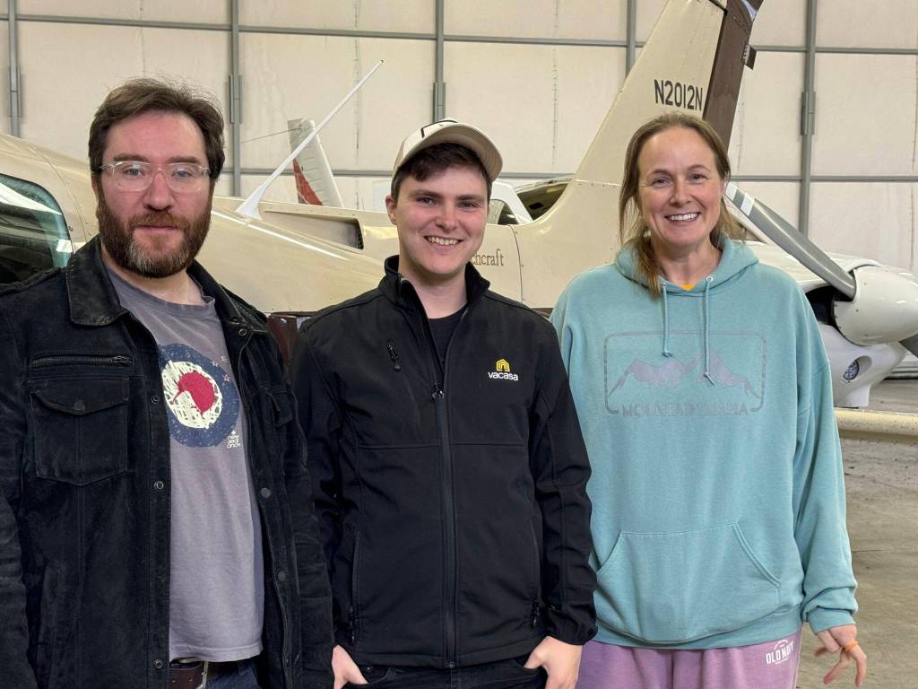 Indy Zoeller, Kellen Comroy and Mindy Nuñez.