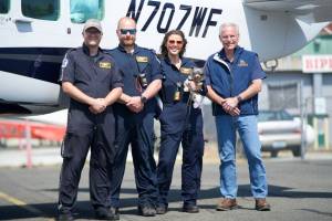 Darrell Kirk photo.
L-R: Pilot Geoffrey Machin, flight nurse Milo Lohman, flight nurse Katie Owens and vice president Will Hamilton.