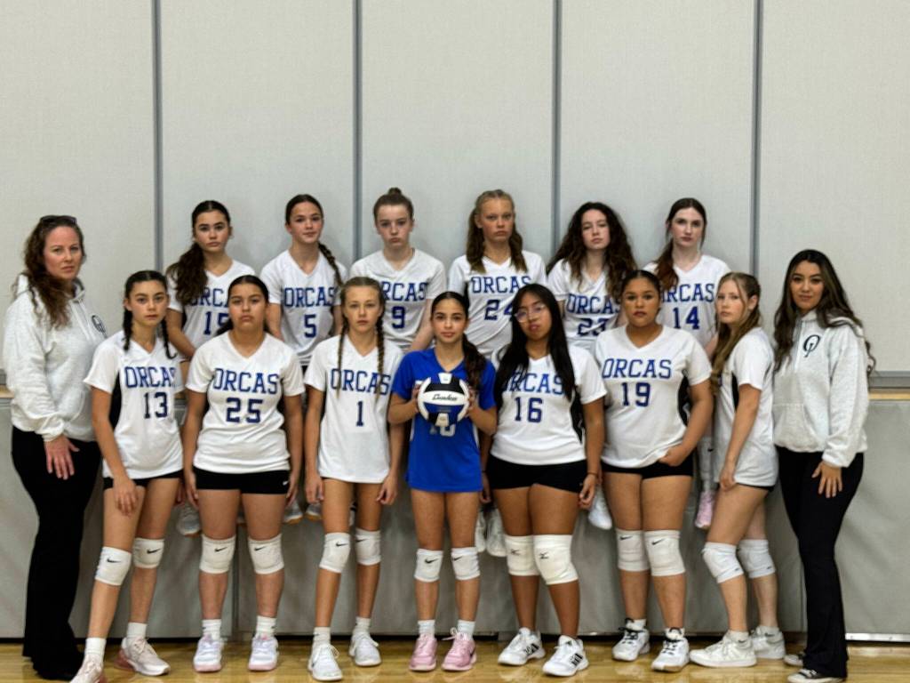 Contributed photo.
The middle school girls volleyball team. Head Coach Bonnie Mahony (left) and Soeth Quintero (right). Back row, left to right: Rada Ashirov, Audry Hance, Gabriella Wigfield, Lacey Buscher, Izzy Mahony-Jauregui and Charlotte Walker. Front row: Audrey Eberley, Natalie Grandos, Mckinley Buscher, Lana Sasan, Ximena Jose Viller, Alyesa Salina Cruz, Ona Bouchard. Not Pictured: Emma Anderson and Coach Aimee Ahrens.