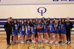 Cienna Richardson photo.
Back row: Coach Molly Donovan, Leela Griesemer, Emily Ibarra-Garcia, Mia Ashcraft, Margot Winter-Lamphere, Sophia Mahoney-Jauregui, Emi Rios, Scarlet Luft, Renata Puente and Coach Jen Winter. Front row: Coach Haley Cruz Winchell, Keyla Salinas Cruz, Neila Welch, Gisselle Meraz Valladarez, Ashley Conejo Medina, Ivy Shaefer, Isla Sasan, Alison Garcia, Molly Johnston and Abril Perez-Dominguez.