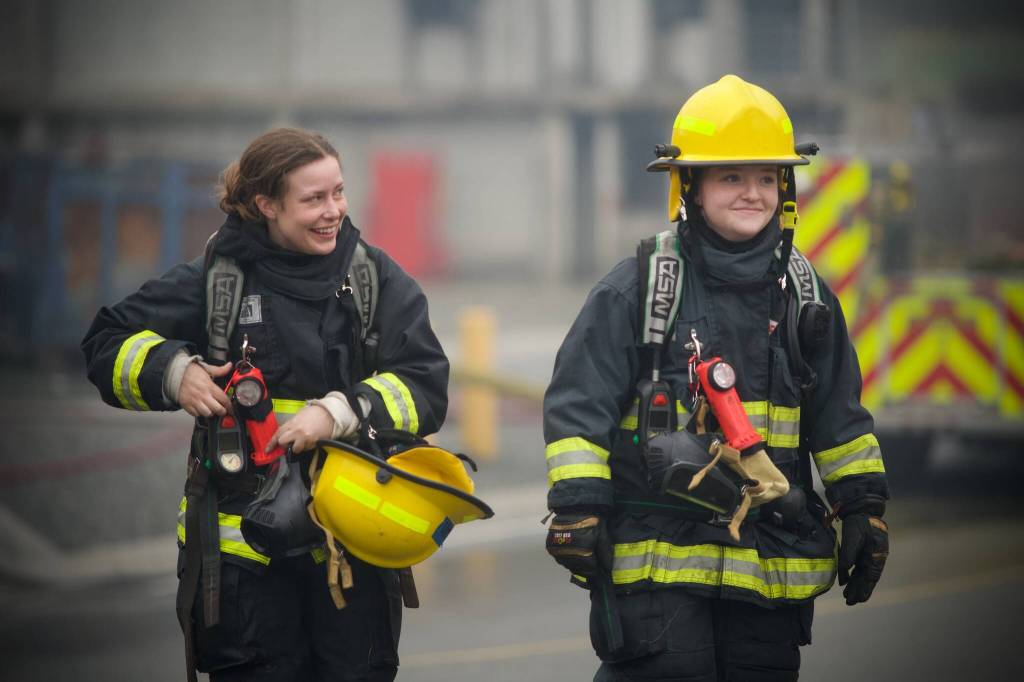Darrell Kirk photo.
Recruits Sami Dean and Neila Welch.