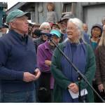 Ken Kortge photo.
Steven Brouwer, and his wife Molly, discusses his experience building his boat, Wren.